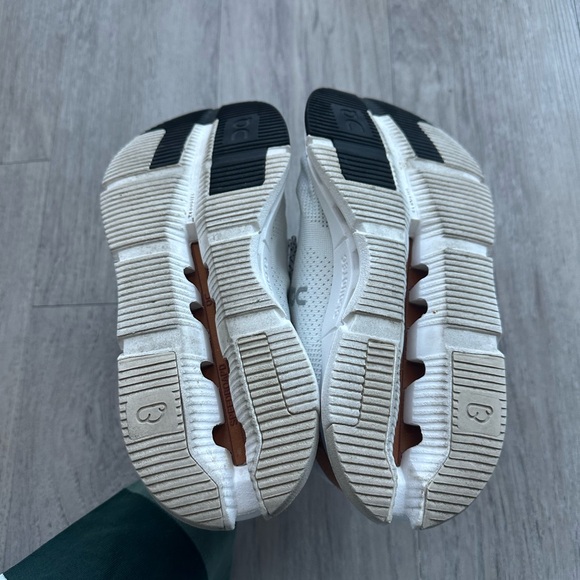 On Cloudnova - Picture 4 of 4